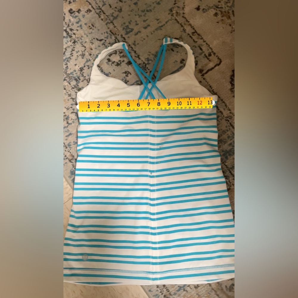 ✨Lululemon Free To Be Tank Striped Spry Blue Size 2 - Picture 13 of 14